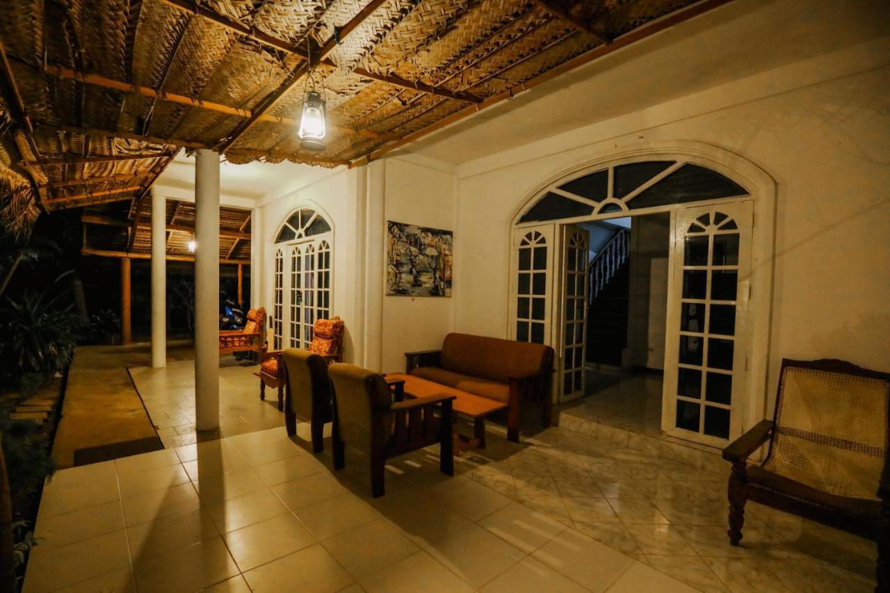 Seyara Holiday Resort Полоннарува Екстер'єр фото