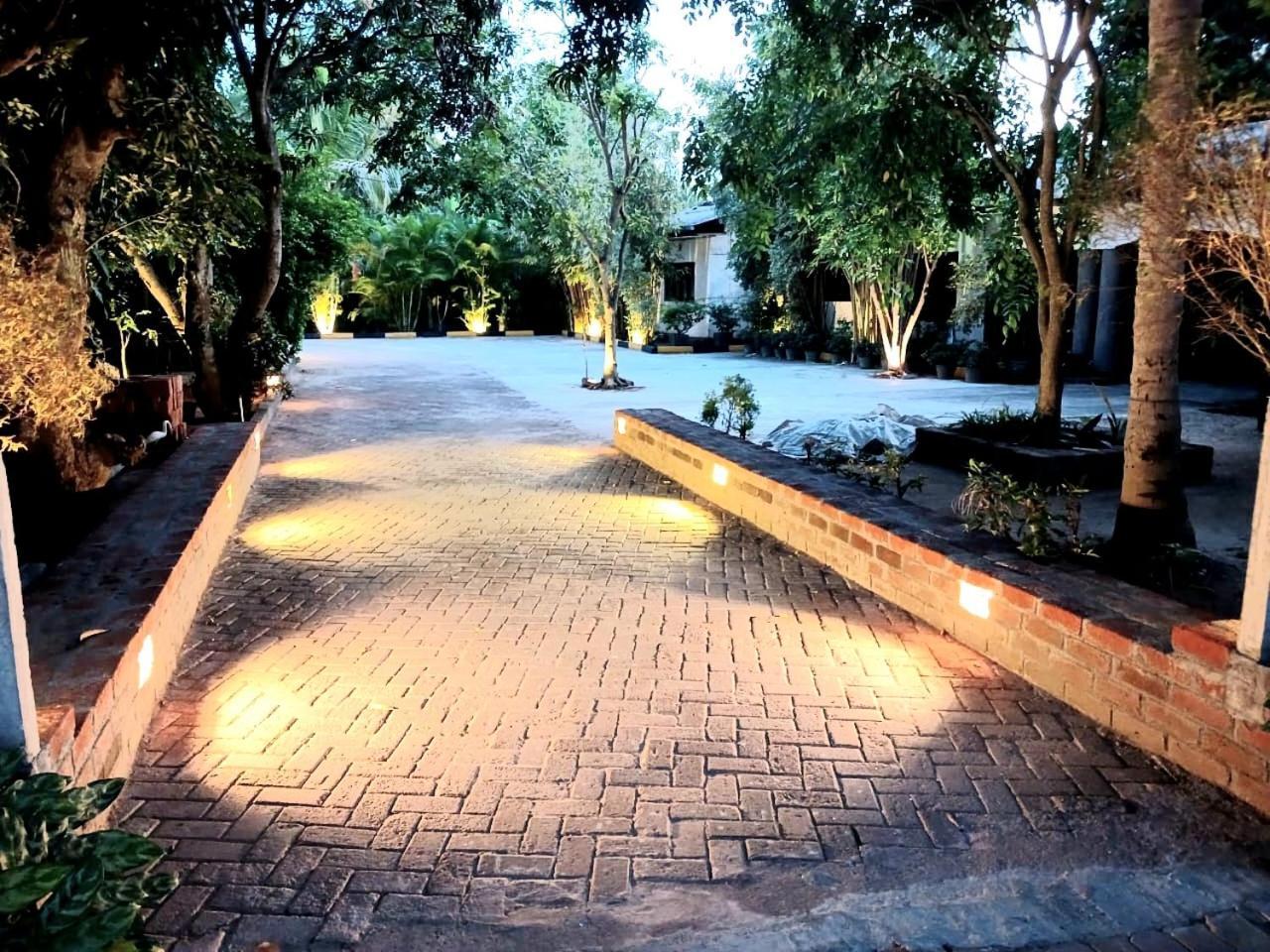 Seyara Holiday Resort Полоннарува Екстер'єр фото